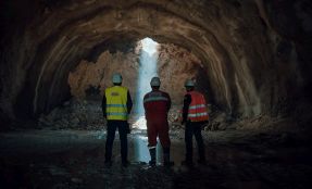 Uspješno probijeni tuneli na Pelješcu i u Omišu