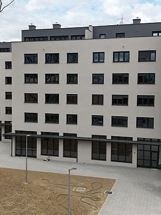 Sisak Caprag obnovljena zgrada